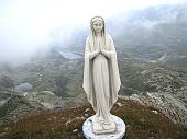SALITA SUL MONTE MADONNINO MT. 2.512 CON FREDDO E TEMPO DA LUPI! 27 agosto 2010 - FOTOGALLERY